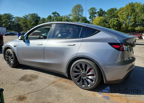 2024 Tesla Model Y из США, поврежденный, VIN 7SAYGDEF7RA288942